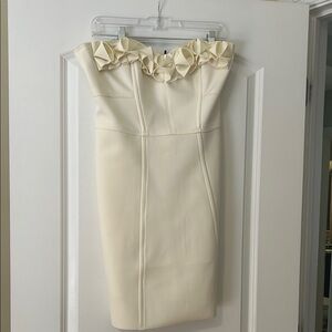 Elegant Cream Strapless Dress